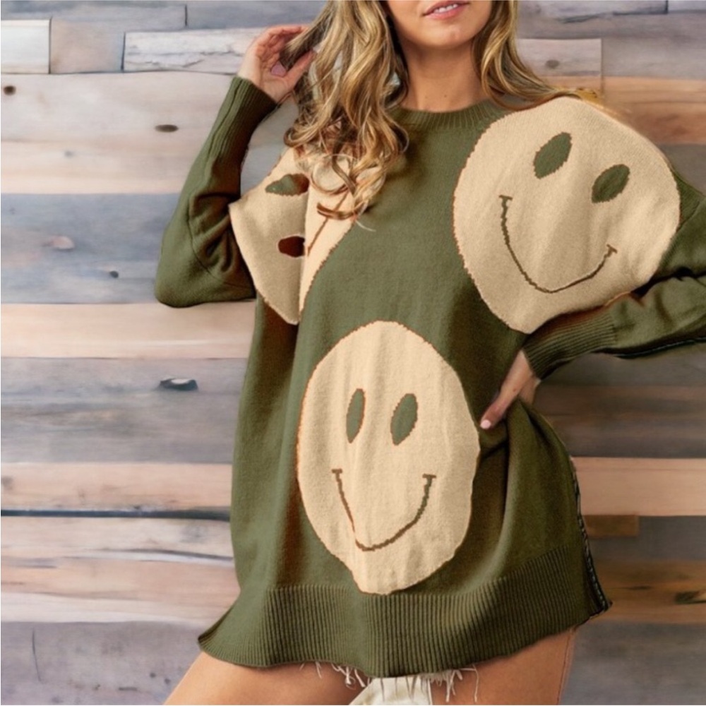 BIBI‎ No Bad Days Smiley Face Soft Oversized Sweater in Olive and Mocha NWT S-XL
